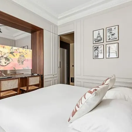 Amazing - 2br 6p - Eiffel Tower Apartament