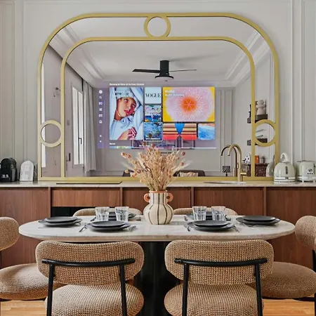 Amazing - 2br 6p - Eiffel Tower Apartament