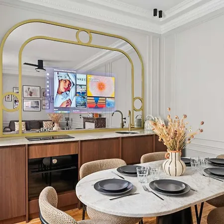 Apartament Amazing - 2br 6p - Eiffel Tower Paryż